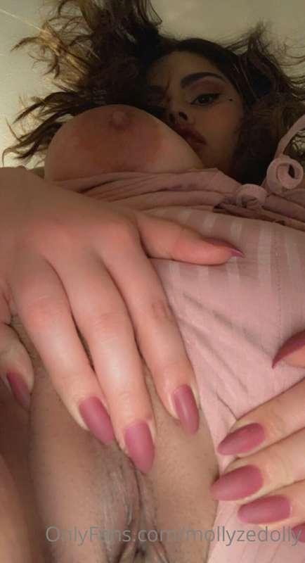 💕💕💕💕💕Hey! Hi! 
If you saw my story you know I’m at the hospi..