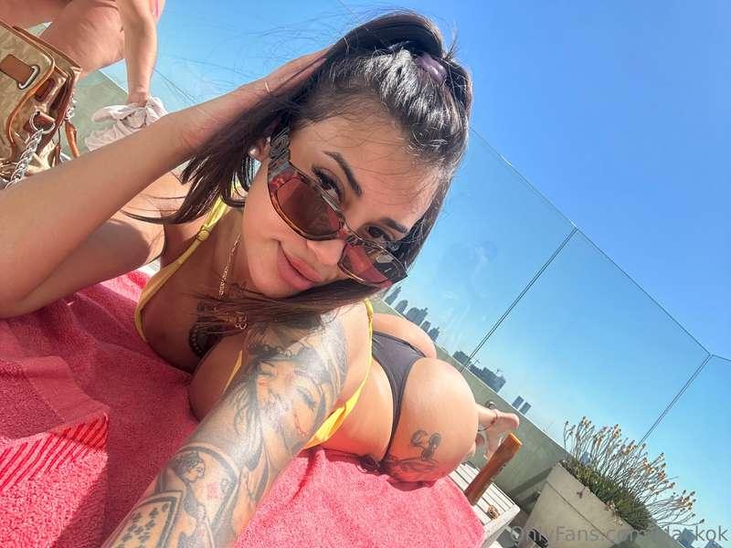 Qué lindo solcito está caliente como yo🥵 