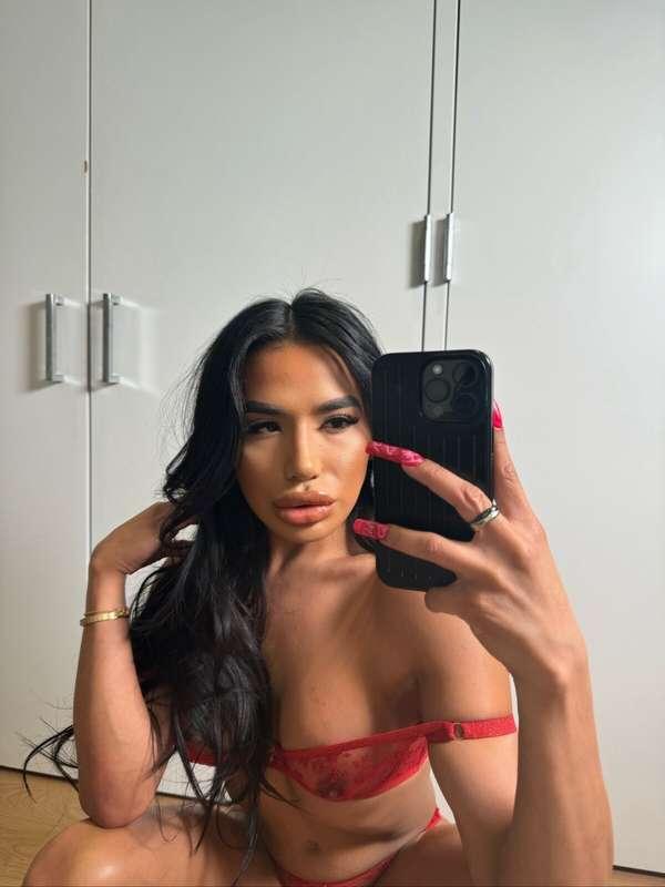 Wanna cum with me tonight daddy?🤤😈