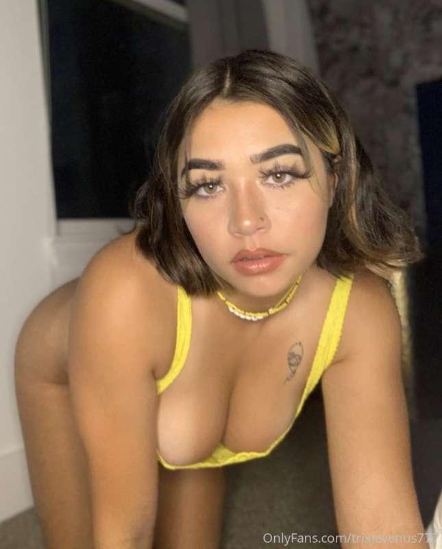 💛 my premium page is 25% OFF NOW!! 💛
sub here: @trixievenus6..