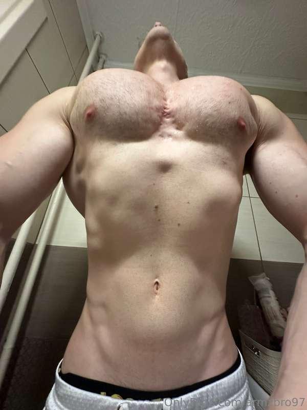 Very nice muscles upshot 😌💪