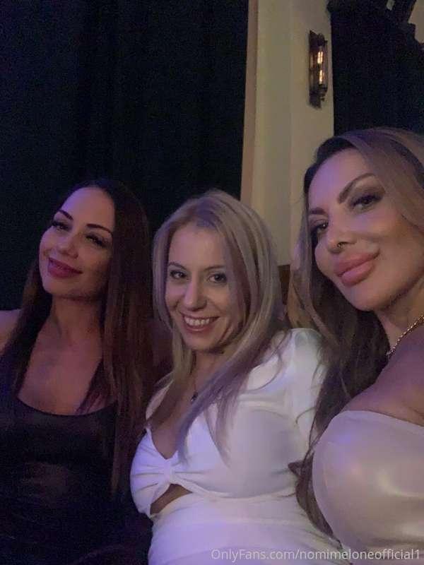 Girls out :)