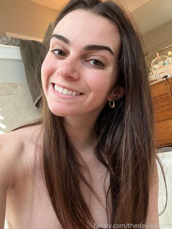 Just having some fun in the bath 😘

#solo #female #egirl #boobs #pussy #orgasm #bath #feet #tits #masturbatiom