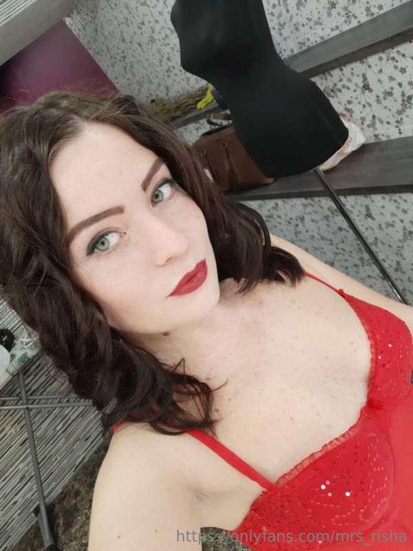 I want to plunge into the world of beautiful fantasies and r..