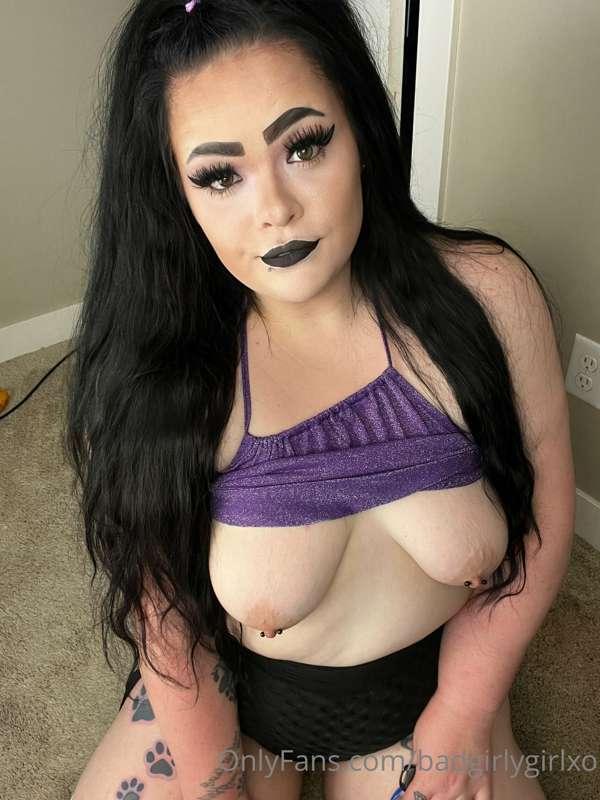 Happy Titty Tuesday!