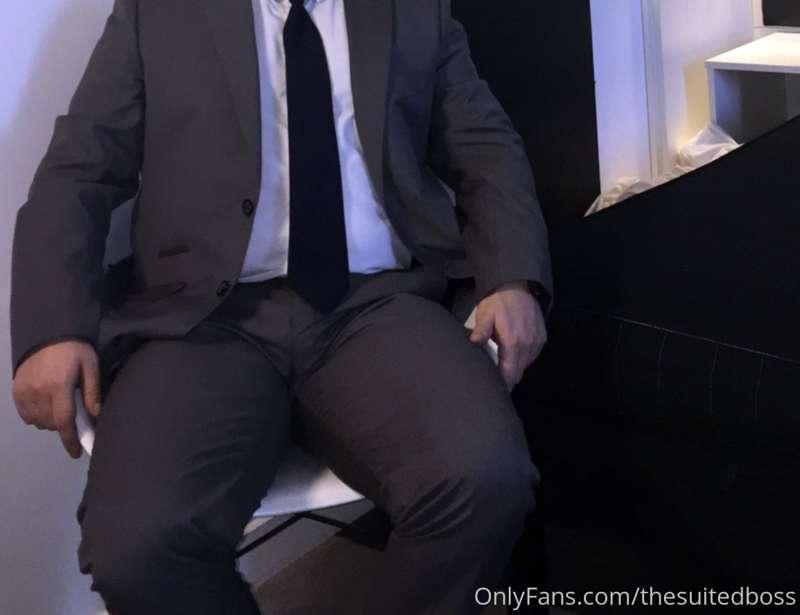 thesuitedboss image #3