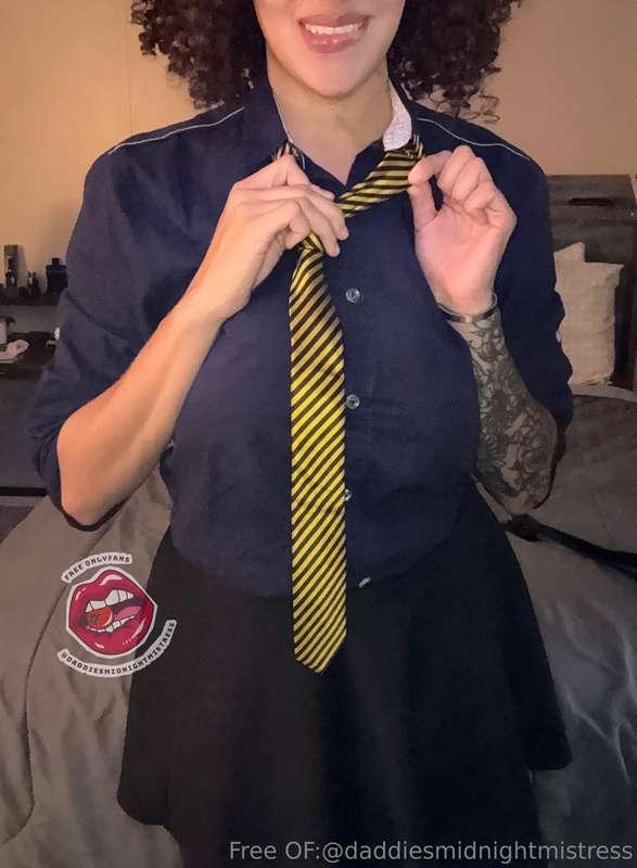 Naughty little college girl who needs extra credit… preferab..