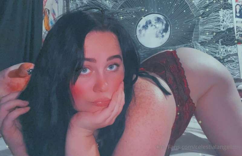 who wants to play?? 😈 leave me a tip & i’ll accept post requ..