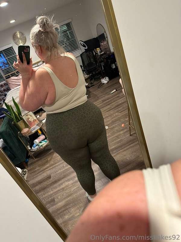 Taking my fat ass to the gym 😩