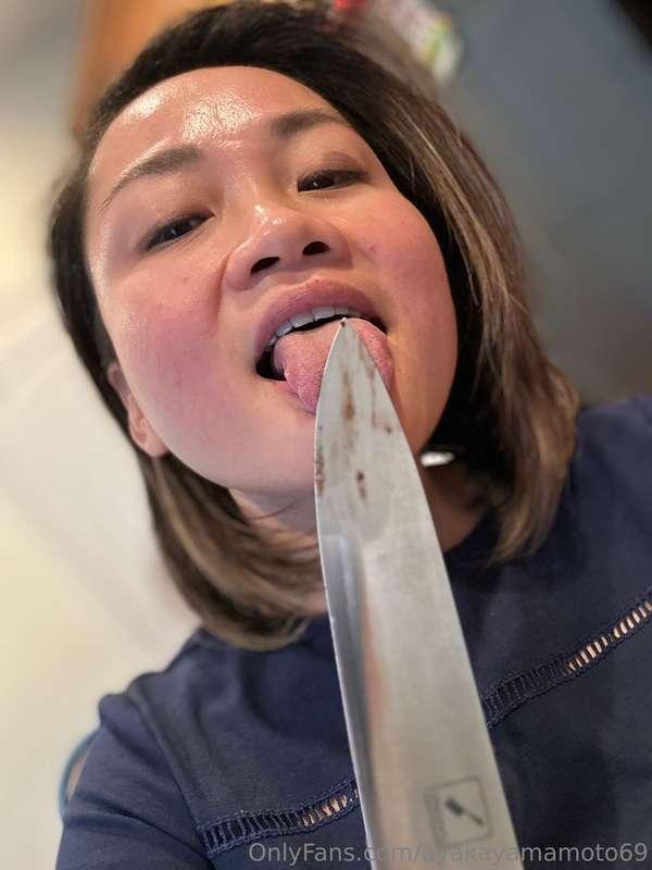 Prepping some fruit with Nutella