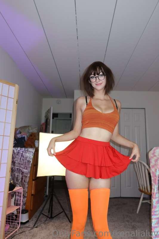 🧡 ***velma cosplay ~ POV taking her virginity!***  🧡 jinkies..