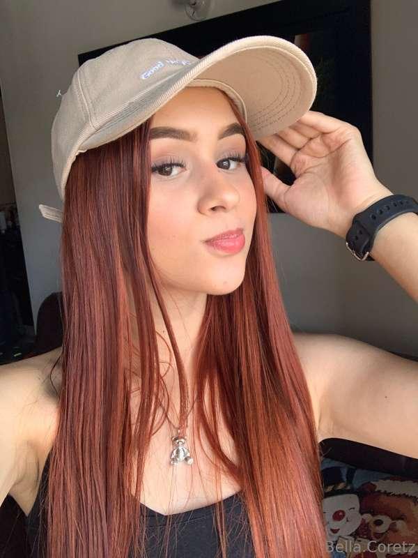 bella_coretz image #1