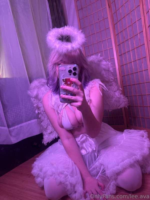 Happy Valentine’s Day!! Guess who’s an angel again~ I missed..