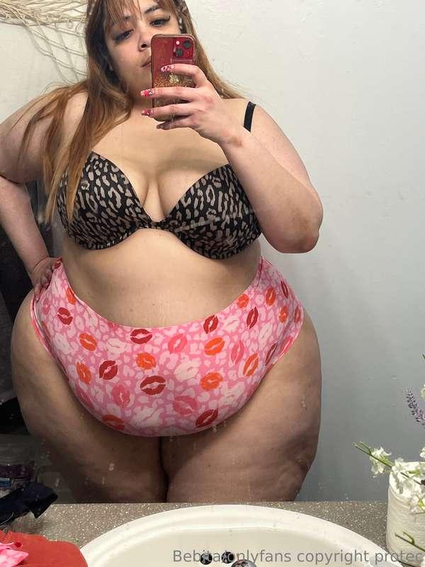 ursweetpeach_69 image #0