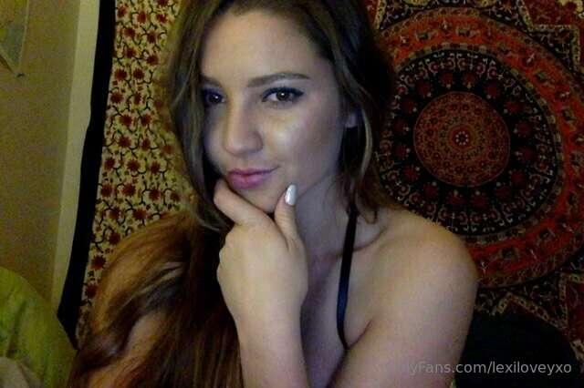 Hmmmm, what could I possibly be thinking about? 😏 I bet your..