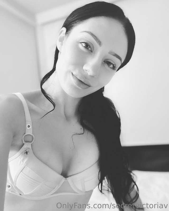 😘