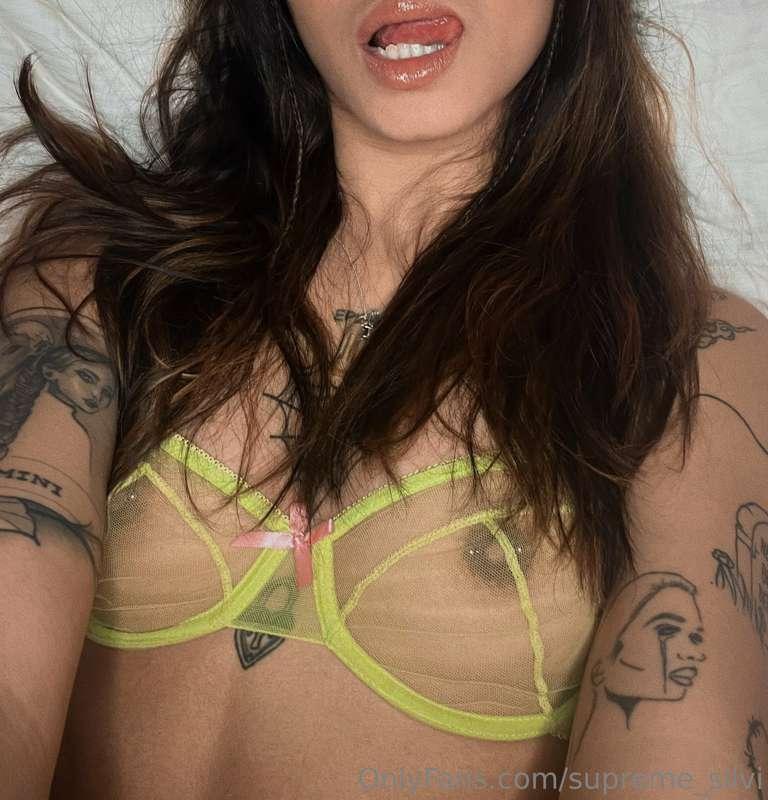 I got something new to show you🥵🥵 tonight at 7 I’ll send you..