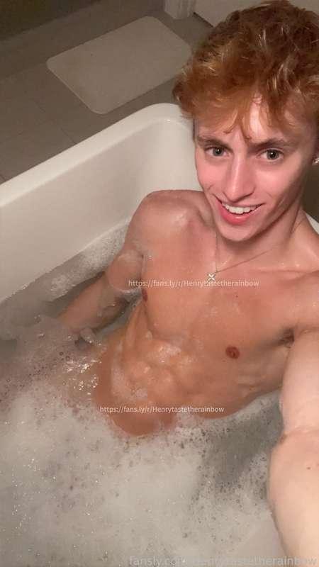 henrytastetherainbow image #0