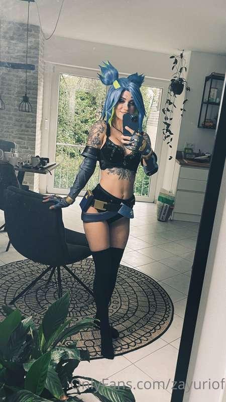 Did a Neon Photoshoot today 🥰💙