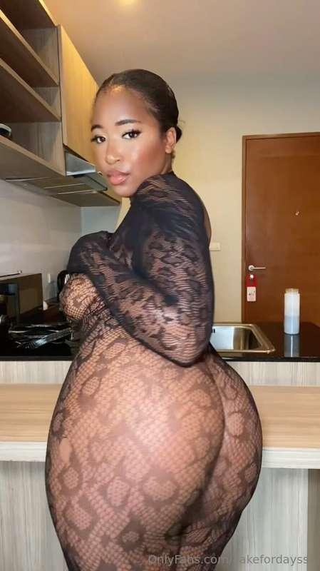 Would you bend me over the table? 🥺 Xx