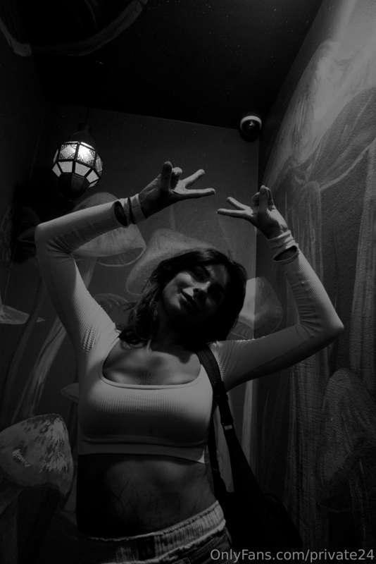 private24 image #4