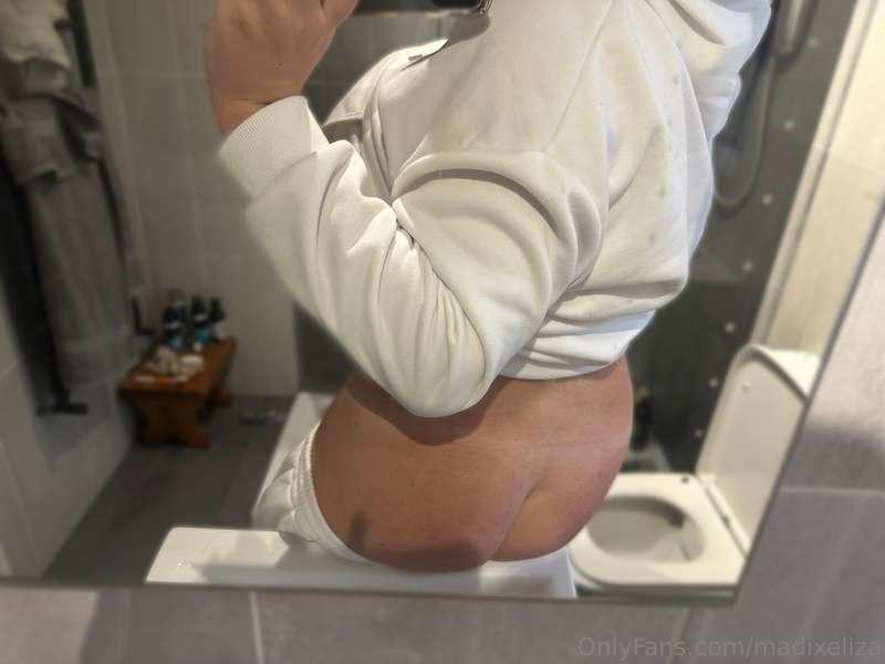 🙈🍑