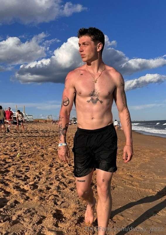 my straight homie Vance @vancexxx has been collabing with & ..