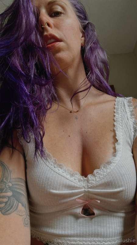 Kiss me… or something dirtier 😈