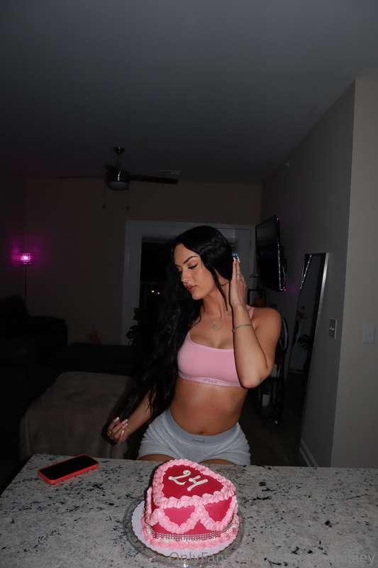 therealhaaiiiley image #0