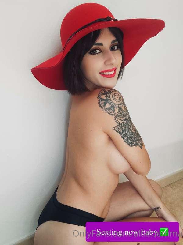 Videocall or Sexting baby?? DM!!  💦🔥🔞