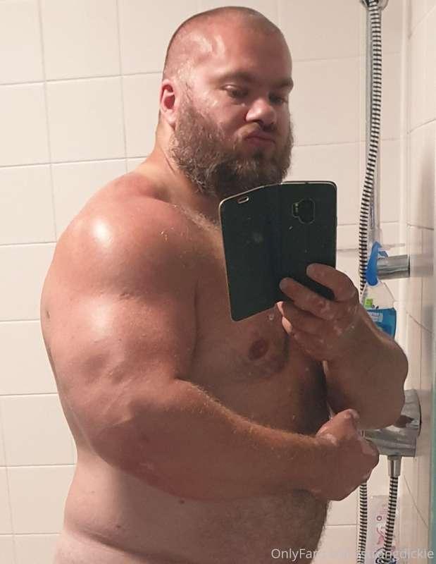 I think I may have caught the sun slightly today🤣💪