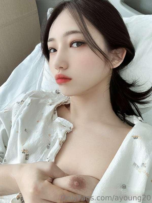젖이 없어 슬픈 아영