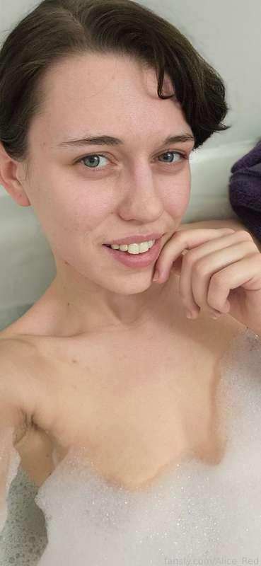 Soappy Bubbly Bath Time 😉💘💦