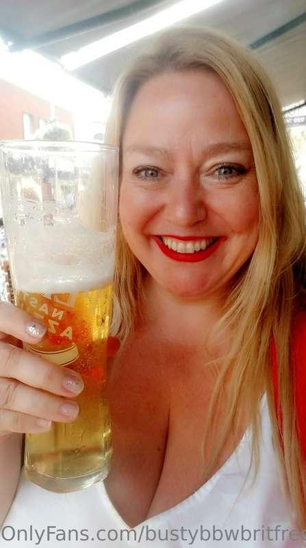 Cheers! Would you date me? 🥰 x