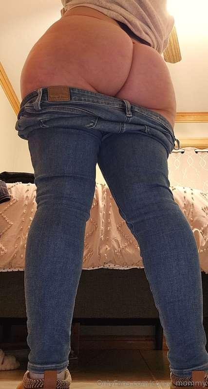 curvy_mommy image #0