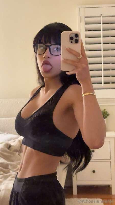 👅👅👅