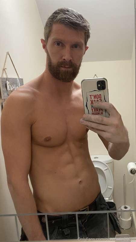 Wearing tops should be banned at work 😉