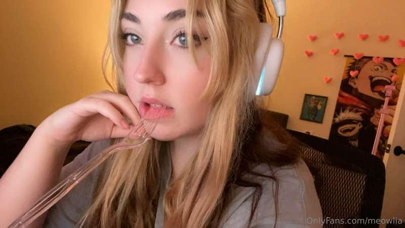 i'd love to taste smth else... 😜 🍆