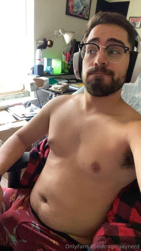 Gamer boy things. Jerking off to cool down after matches