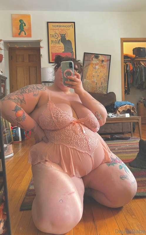 doughbabebbw image #0