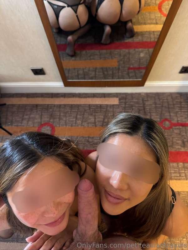 Two good girls providing the best service 😜
