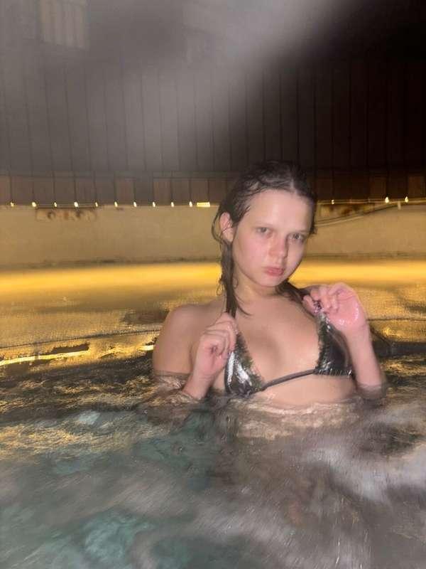 The best thing about water is that you can't tell I'm wet 👀