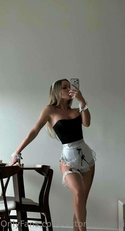 Called a sexy housekeeper?🧹😈