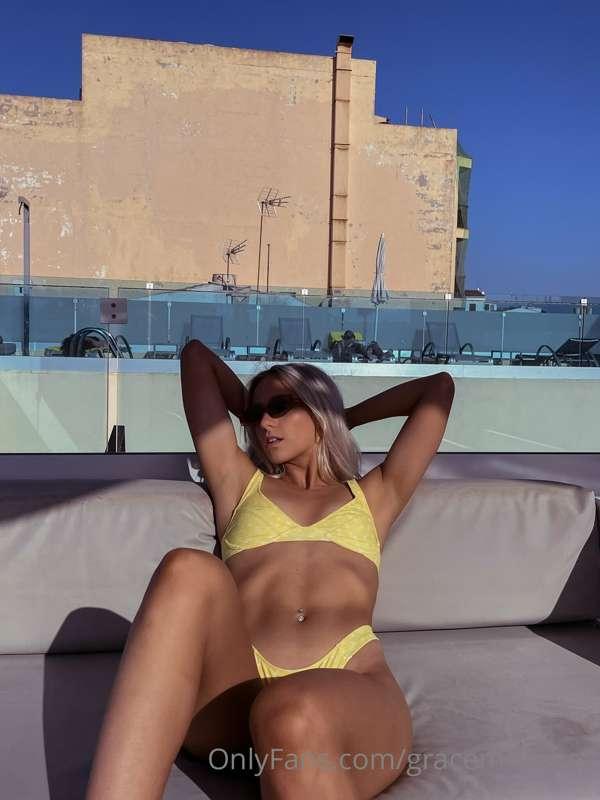 Catching rays 🕶☀️