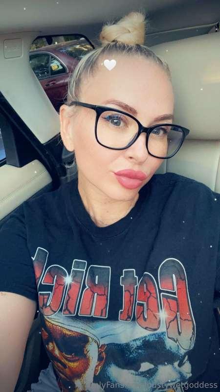 Kissss