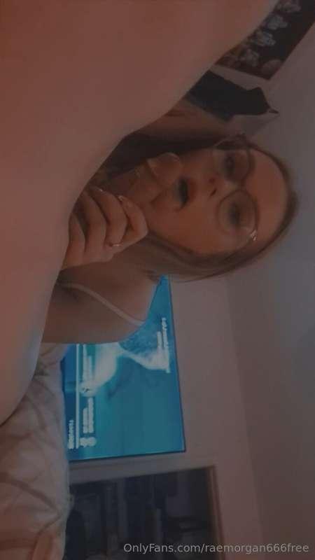 Full video ft @dordrin and loads more fun here @raemorgan666