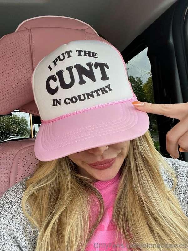 everyone loves a good cunt right? :)