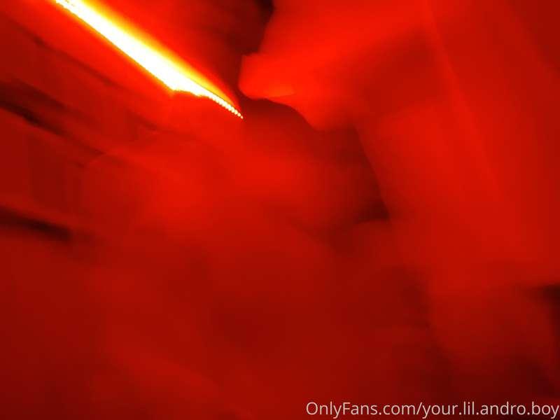❤❤❤ The RED Room ❤❤❤
The photo set 
❤❤❤ I deepthroat my wife..