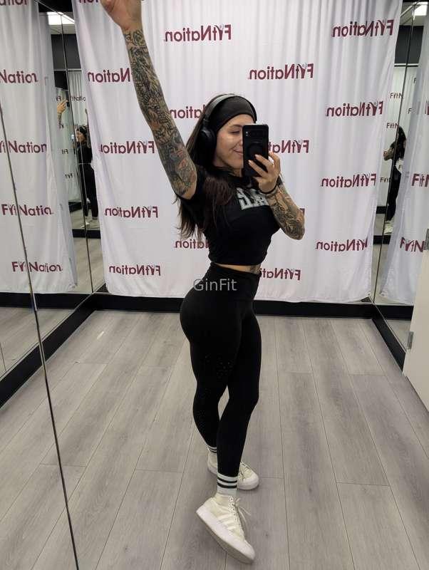 Nothing like a REALLY good full body lift at a new gym!!