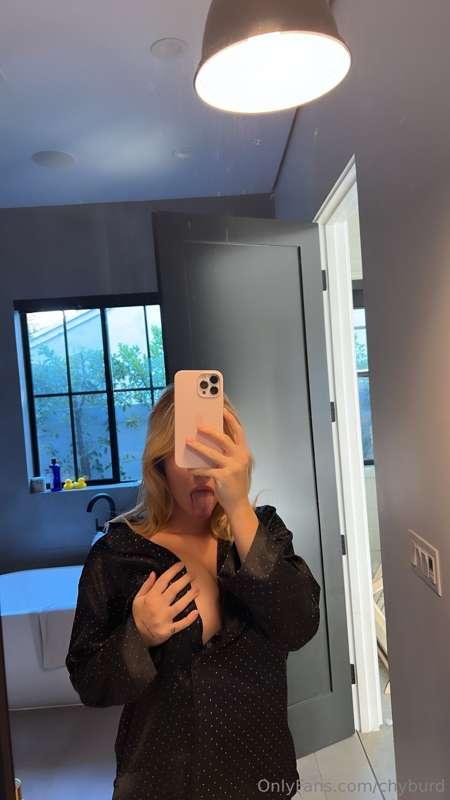 😜